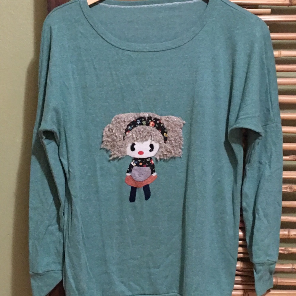 Girl applique sweater